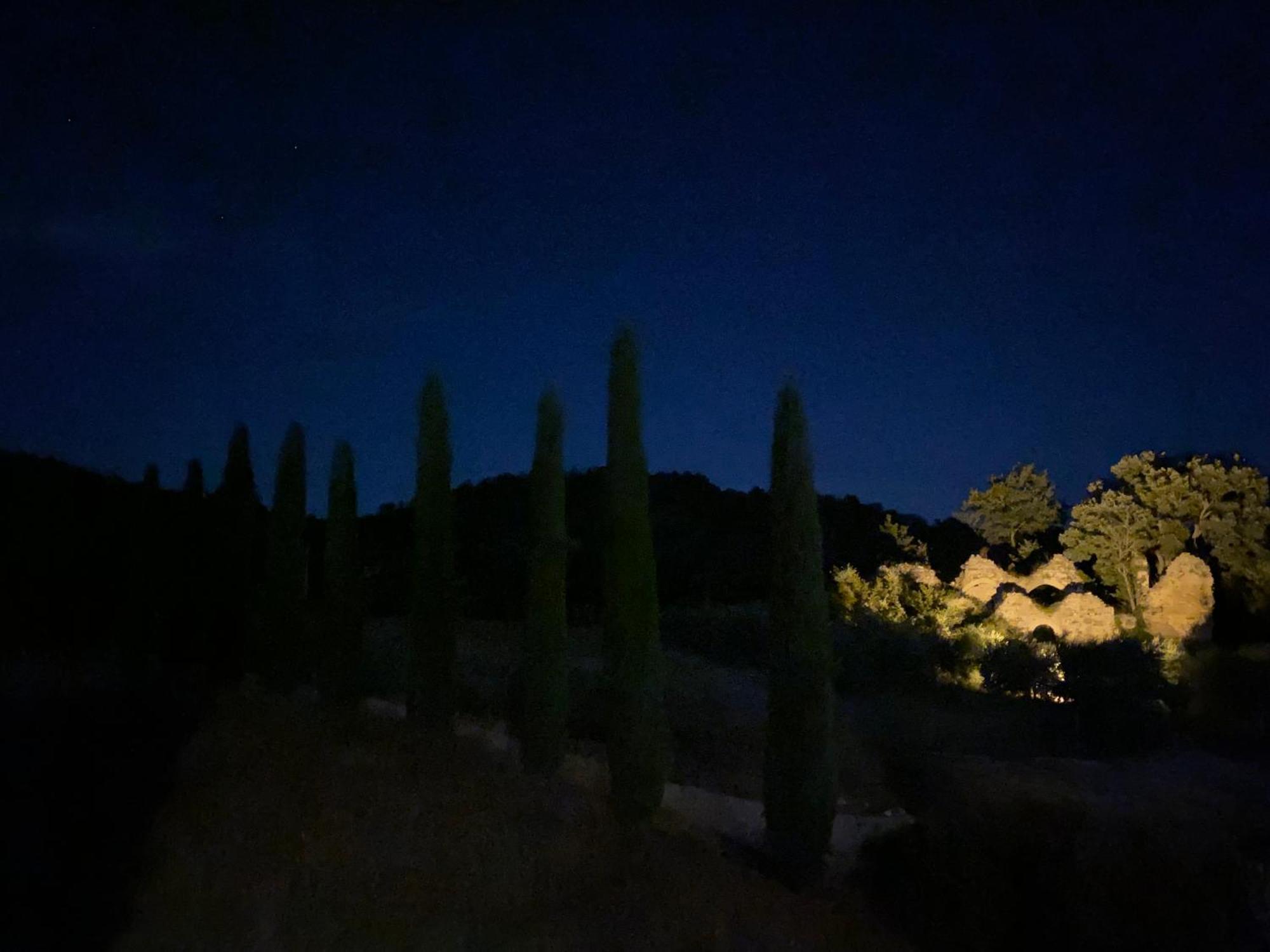 Abbadia Wine Relais Bed and Breakfast Montefollonico Exteriör bild