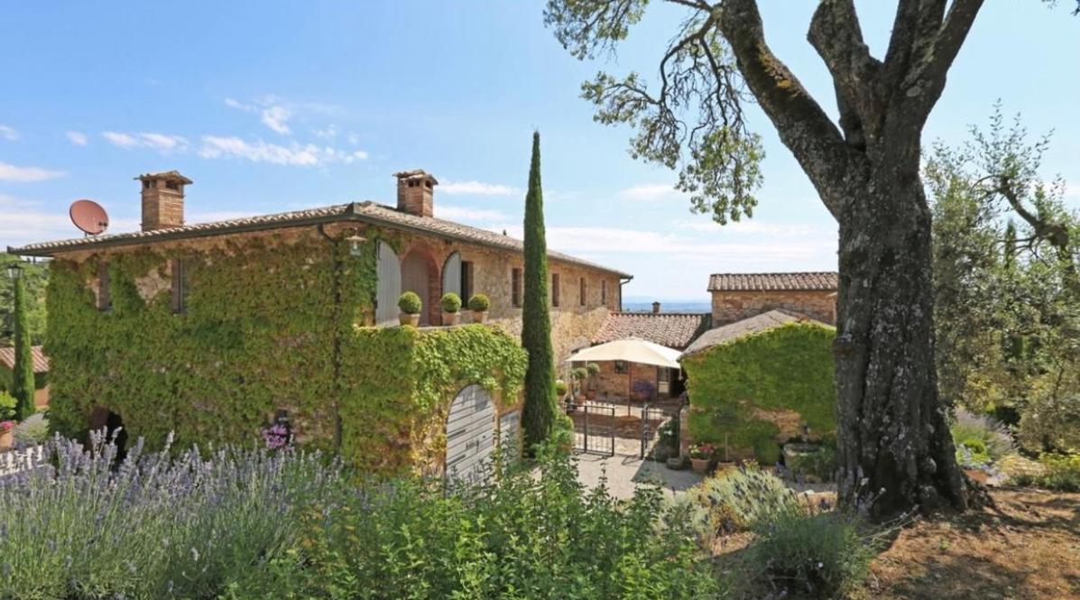 Abbadia Wine Relais Bed and Breakfast Montefollonico Exteriör bild